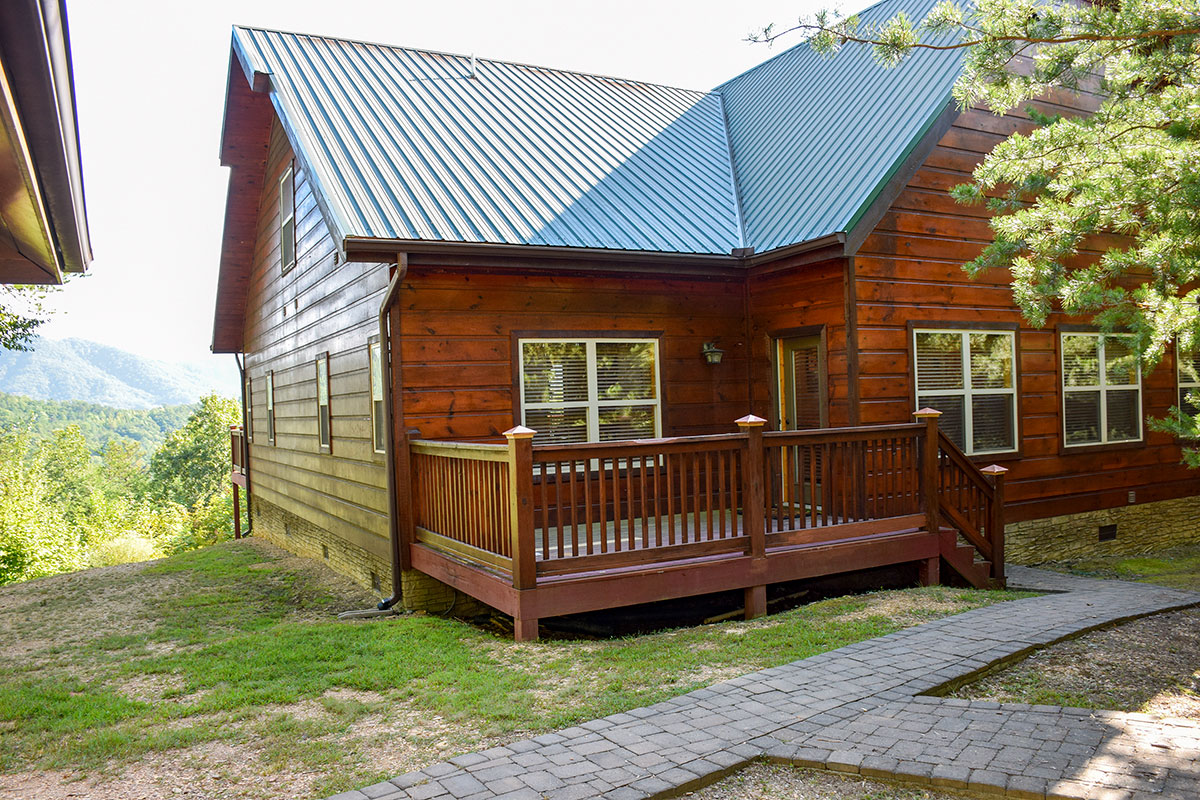 Brookstone Lodge Cabin image 62