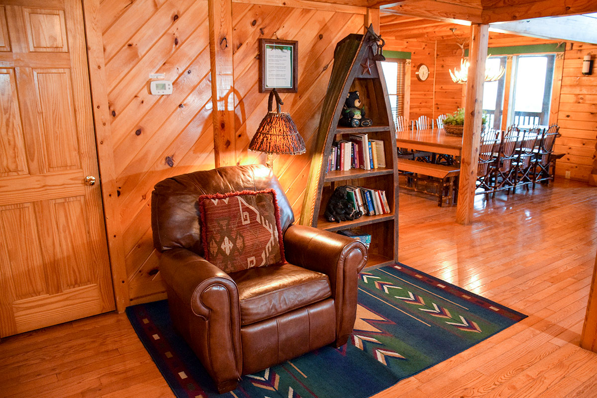 Grand Vista Lodge Cabin image 25