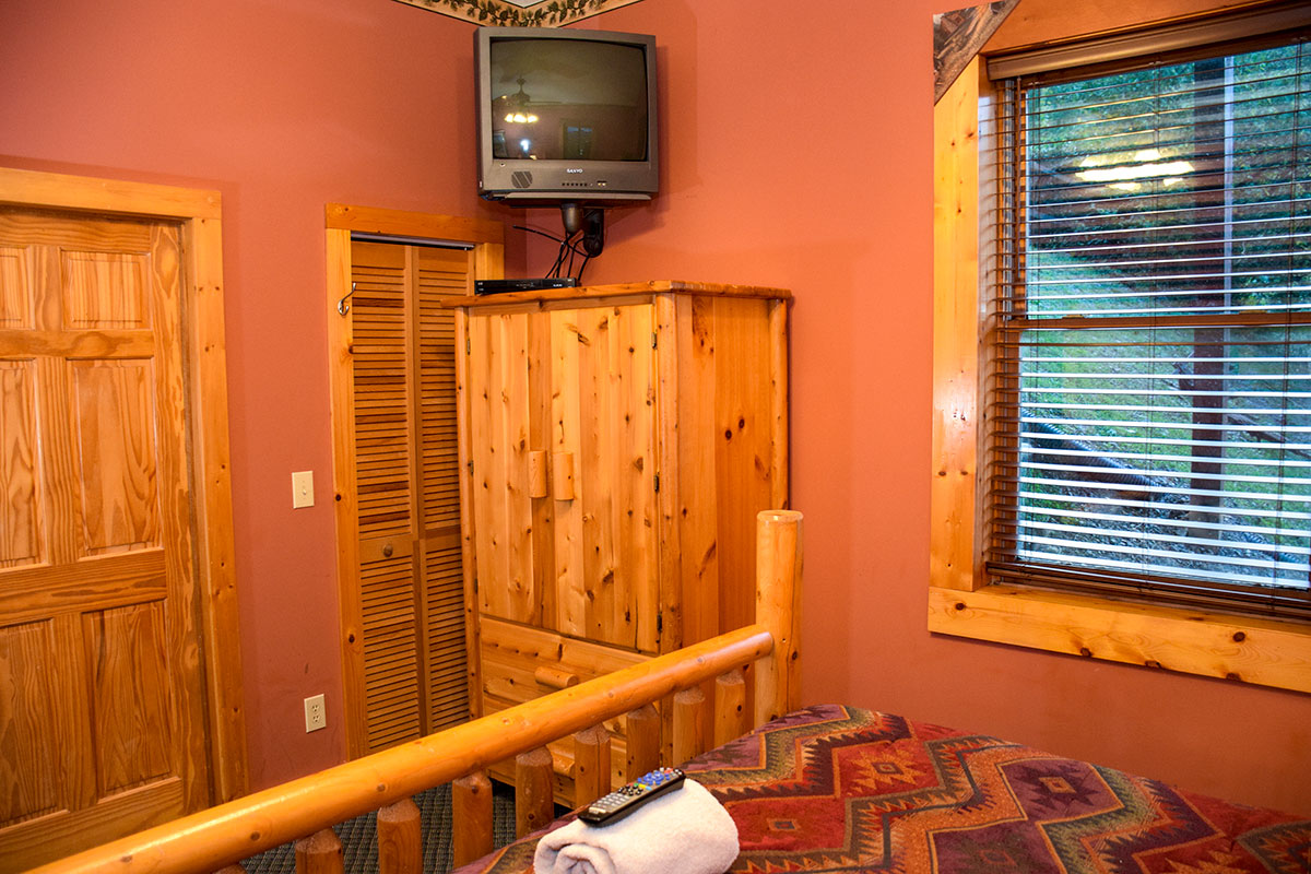 Grand Vista Lodge Cabin image 37