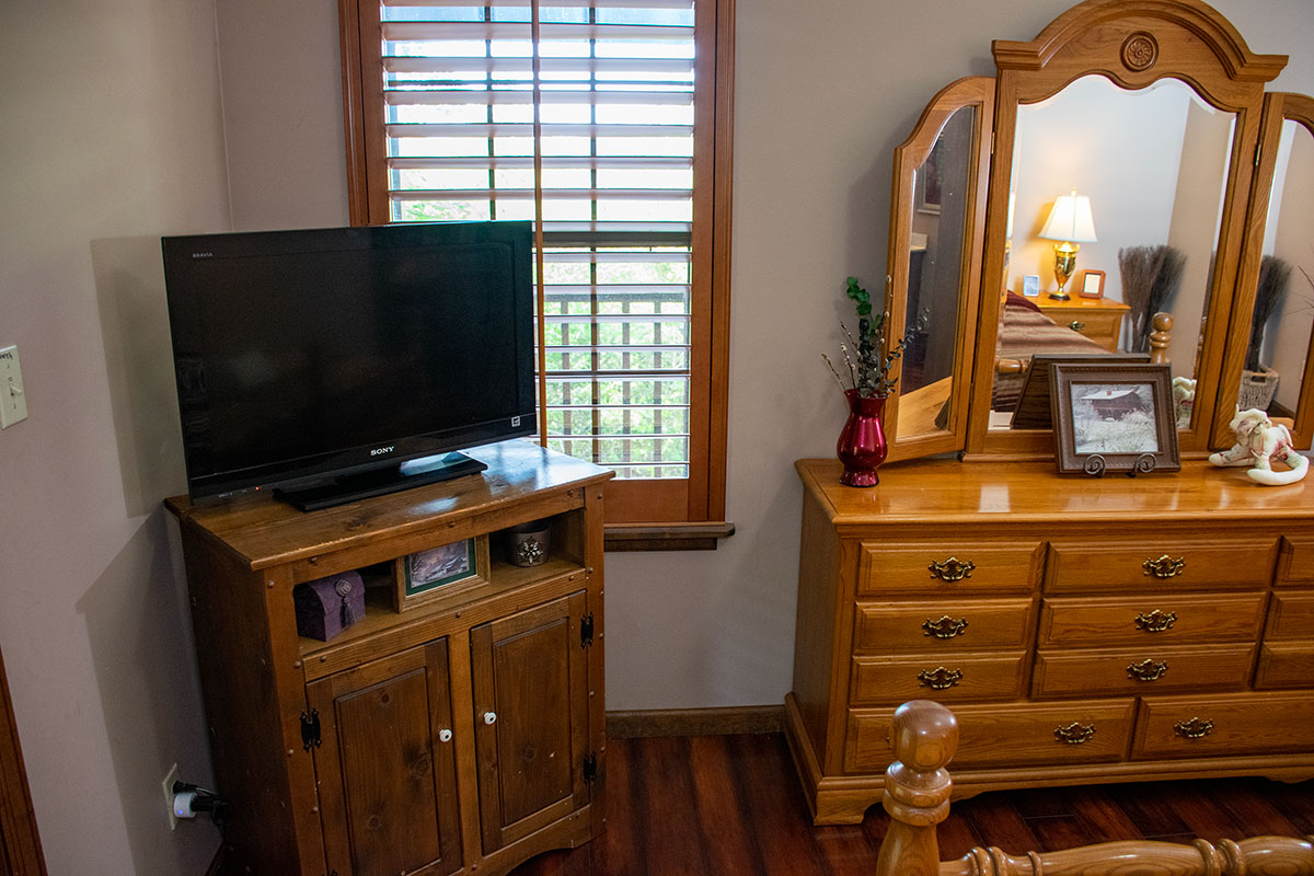 Boundary Haven Cabin image 08