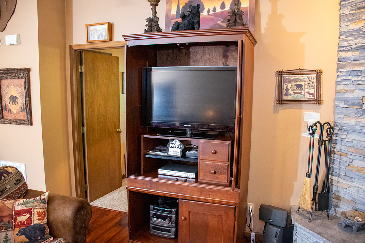 Boundary Haven Cabin image 19