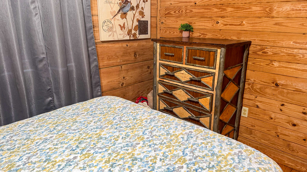 Country Hideaway Cabin image 18