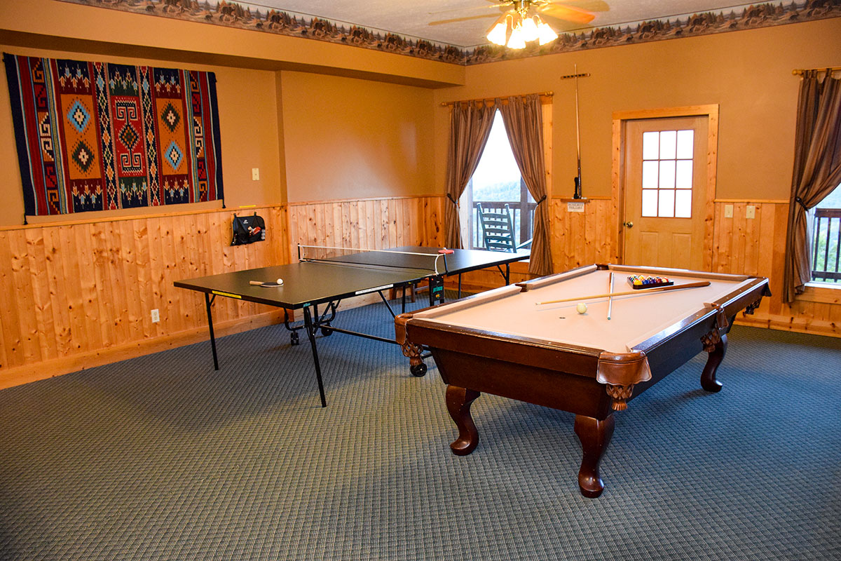 Grand Vista Lodge Cabin image 29