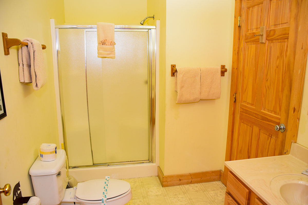 Grand Vista Lodge Cabin image 35