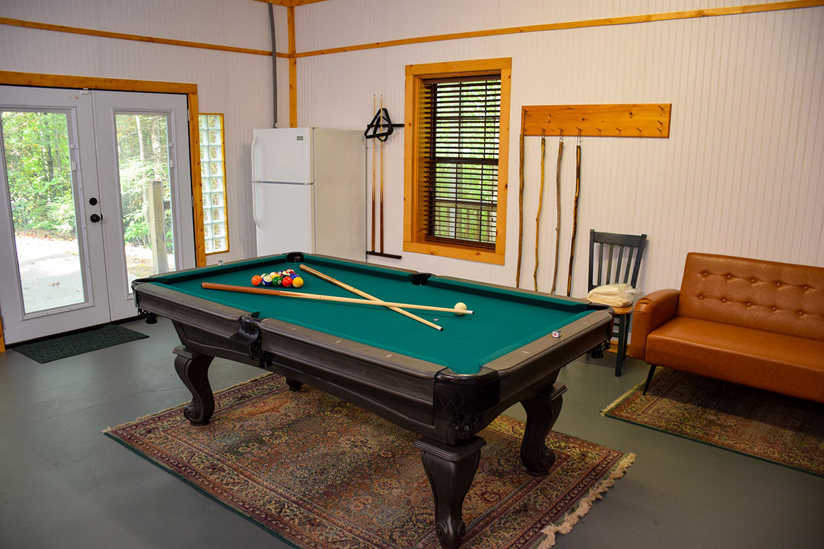 Hawk\'s Nest Cabin image 31