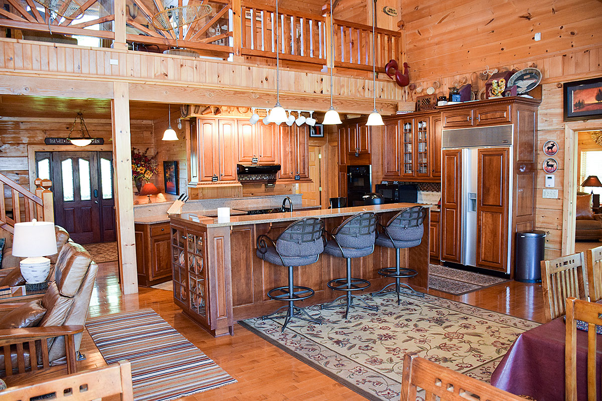 Papa Bear\'s Den Cabin image 20