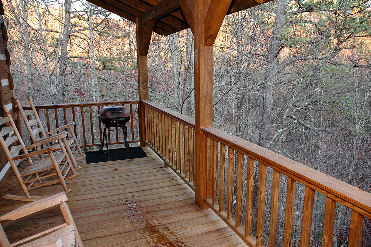 Sitting Rock Cabin image 27