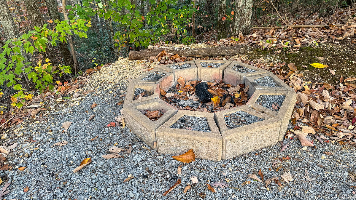 Southern Nites Cabin image 25