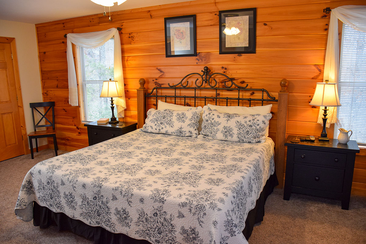 Unforgettable Cabin image 16
