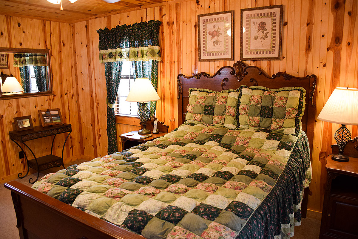 Weeks Worth Cabin image 09
